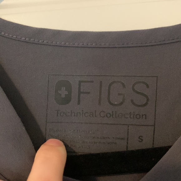 Like new Figs scrub top. - Picture 3 of 4